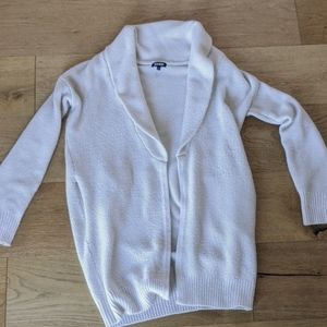 Cozy cream knit cardigan size xs
